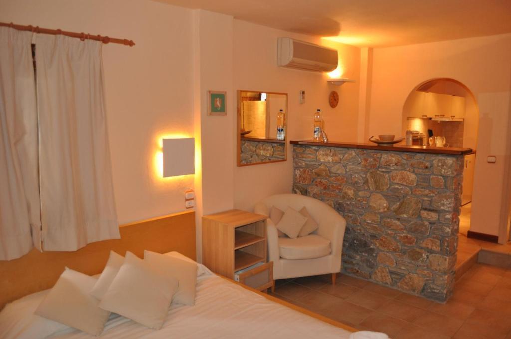 Villa Kim Achladies  Rom bilde